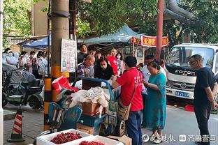 你怎么看？大马丁昔日因不雅动作，遭国际足联指控